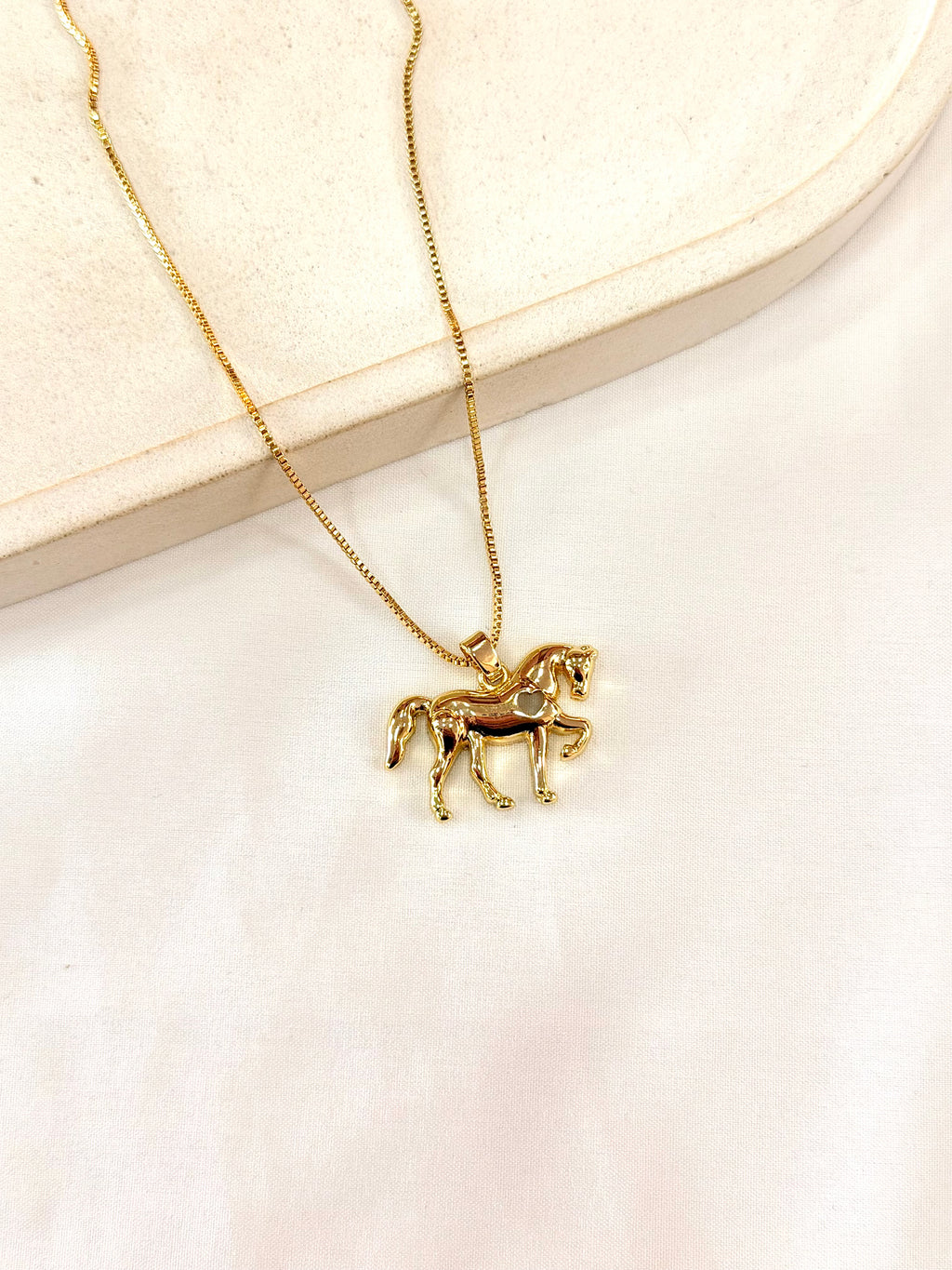 Colar pingente cavalo
