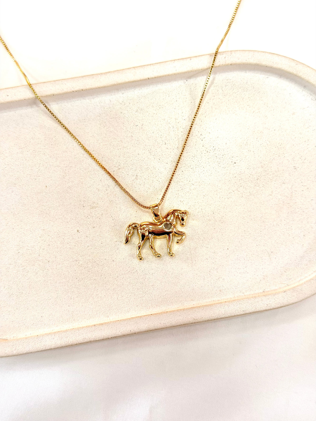 Colar pingente cavalo