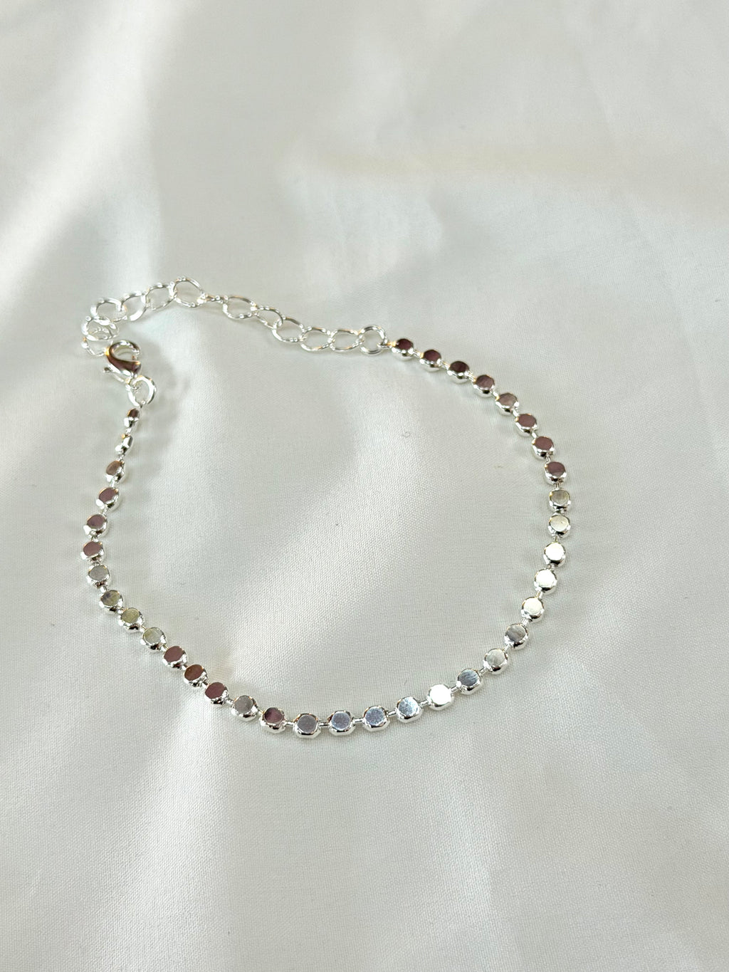 Pulseira bolinhas achatadas