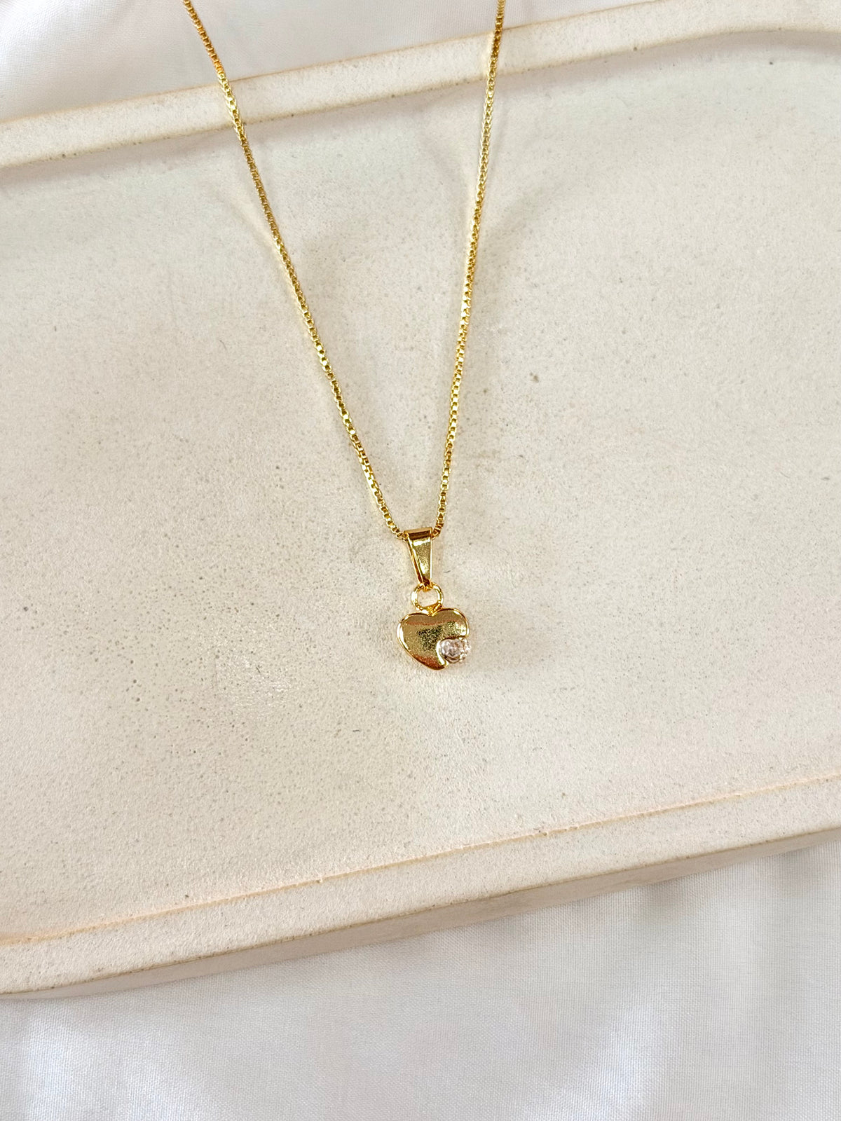 Colar coração com cristal