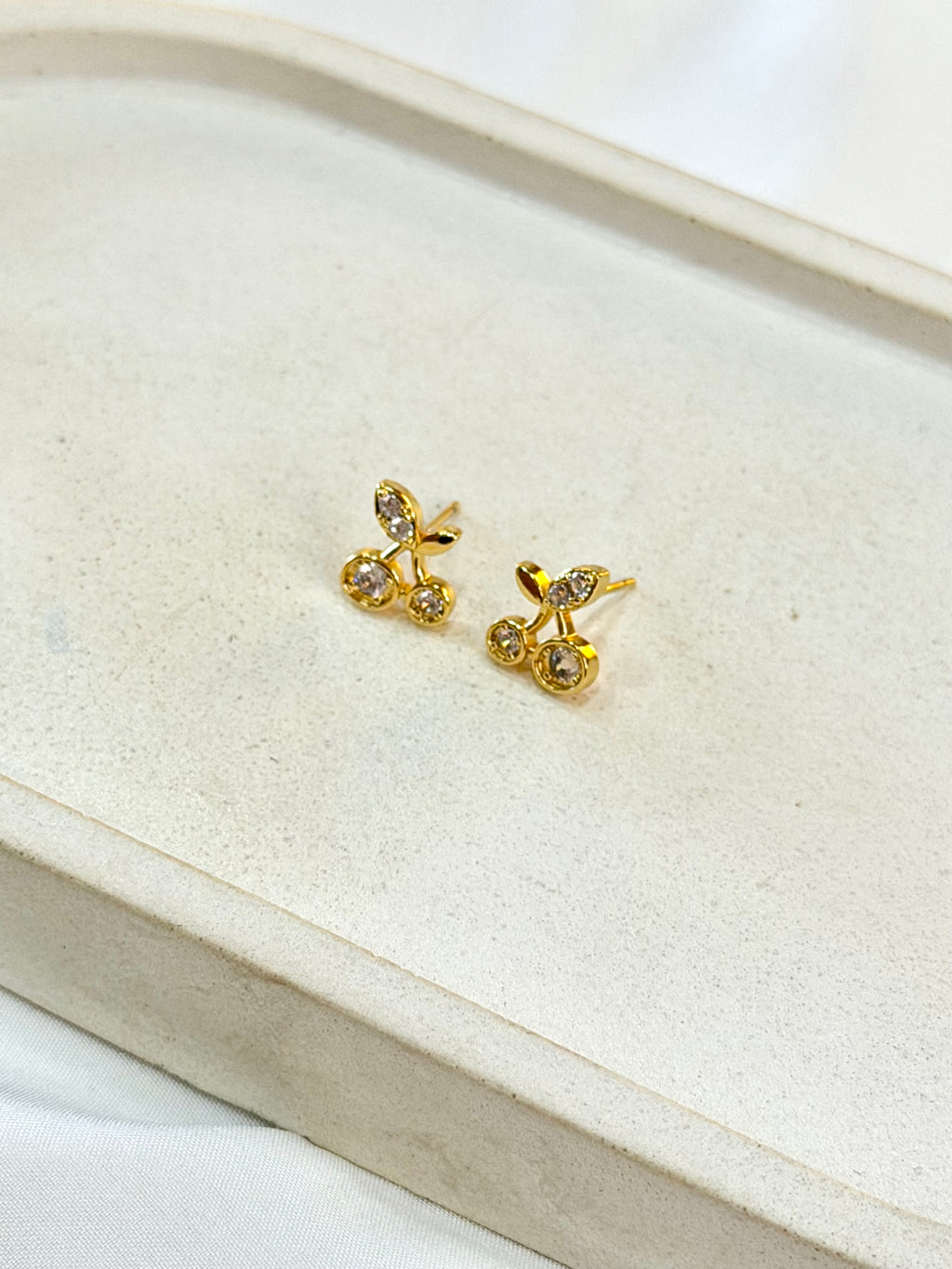 Brinco cereja cristal