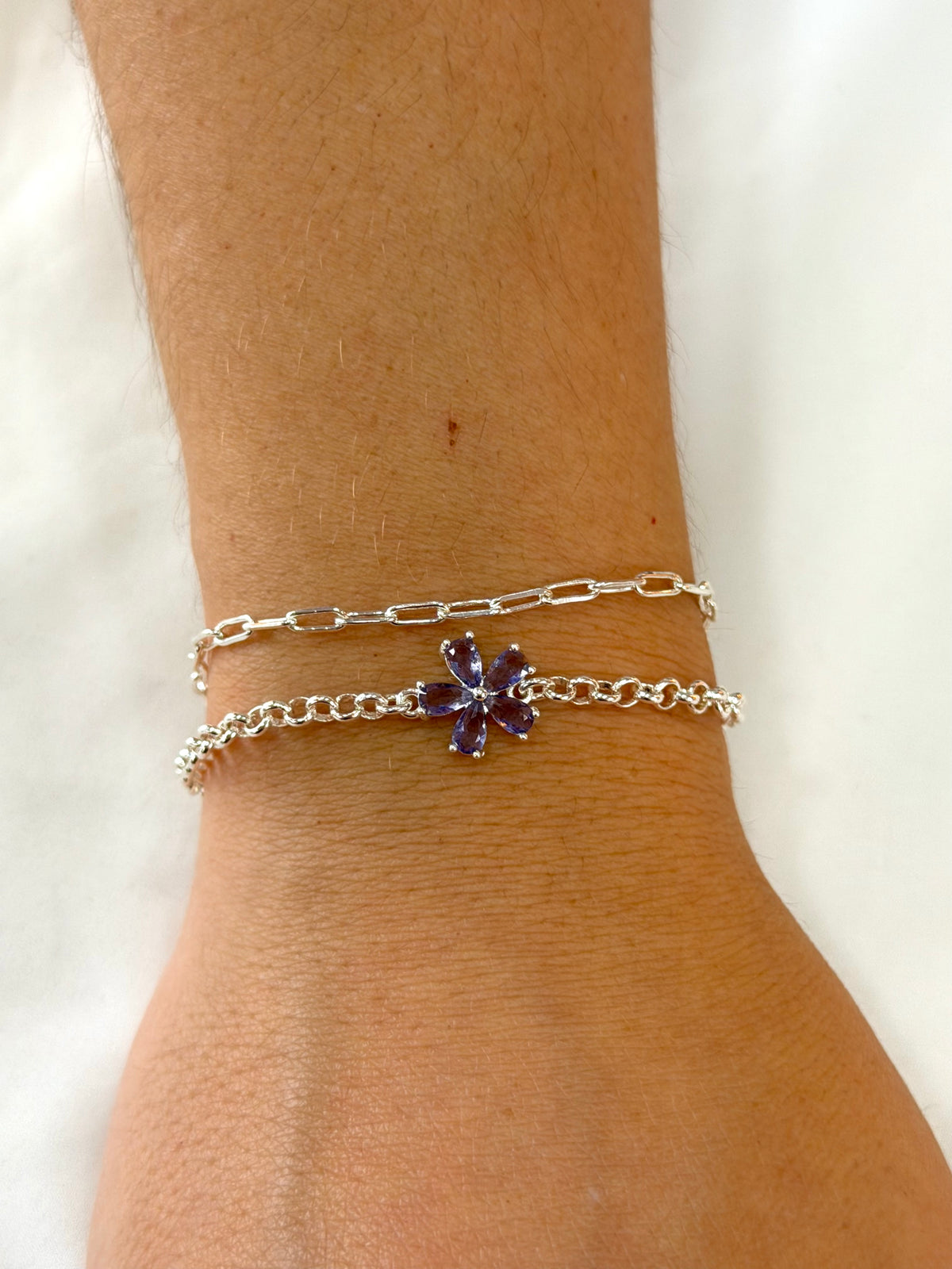Pulseira dupla com flor