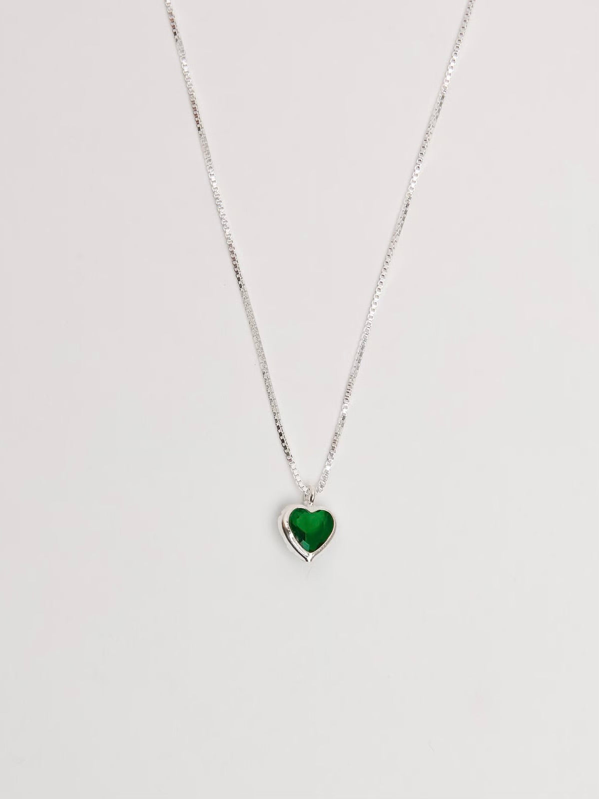 Colar zircônia coração esmeralda 6mm 40cm