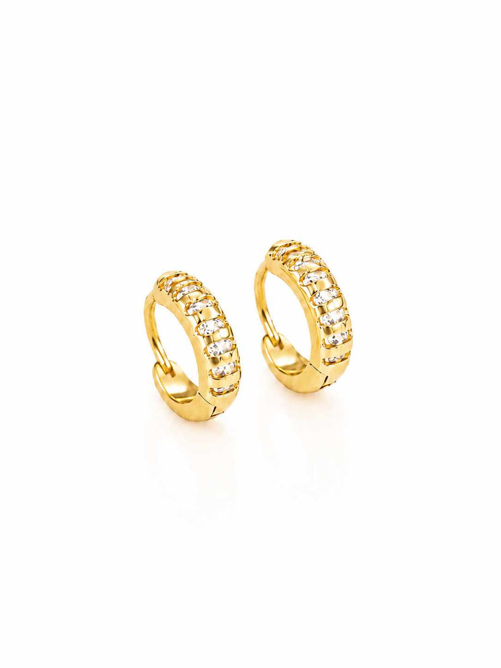 Argola com detalhes em Zircônias G